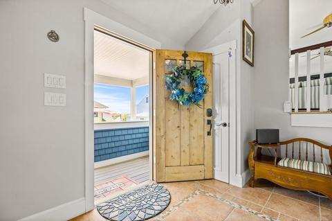 39 Roosevelt Ave, Hull, MA 02045 photo 5