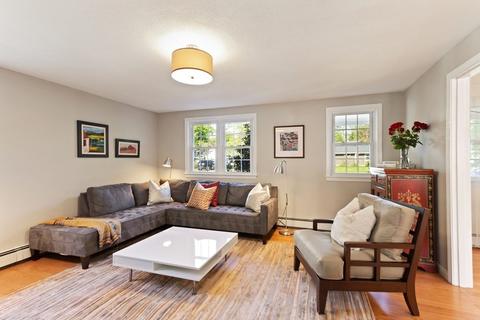 2 Dix Rd, Maynard, MA 01754 photo 4