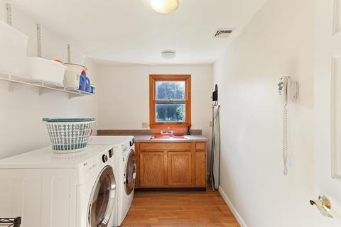 2 Dix Rd, Maynard, MA 01754 photo 25