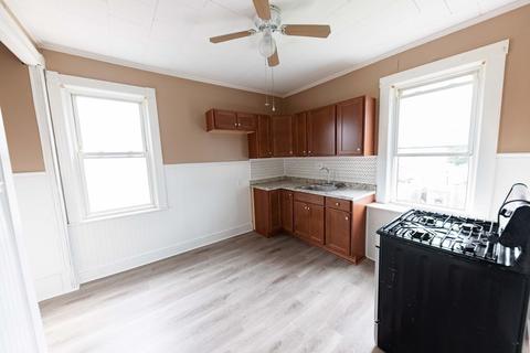 447 Warren St, Fall River, MA 02721 photo 13