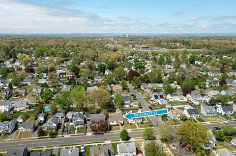 288 Abbott St, Springfield, MA 01118 photo 41