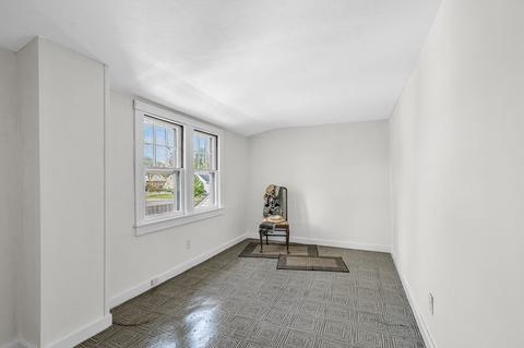 288 Abbott St, Springfield, MA 01118 photo 32