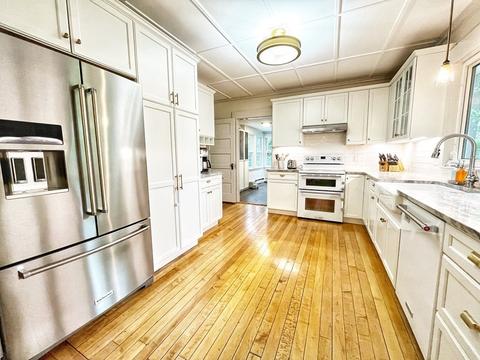 134 High St, Reading, MA 01867 photo 2