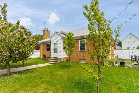 119 Eddy St, Fall River, MA 02723 photo 1