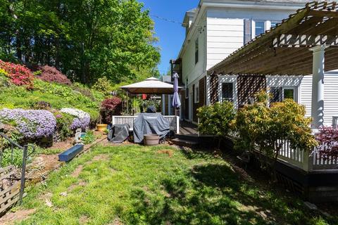 11 Circuit Ave E, Worcester, MA 01603 photo 8