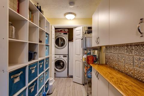 11 Circuit Ave E, Worcester, MA 01603 photo 25