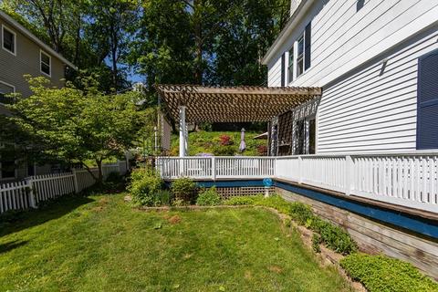 11 Circuit Ave E, Worcester, MA 01603 photo 9