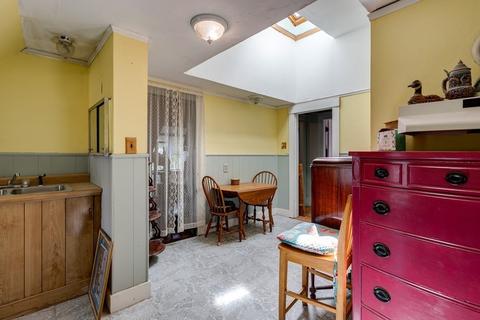 11 Circuit Ave E, Worcester, MA 01603 photo 35
