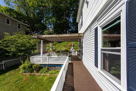 11 Circuit Ave E, Worcester, MA 01603 photo 6