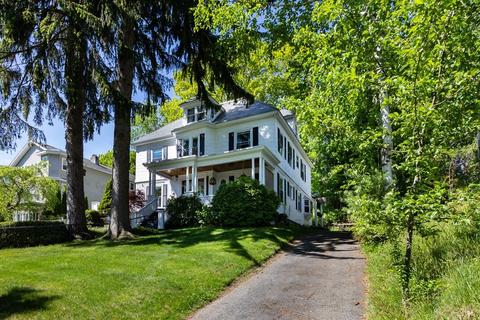 11 Circuit Ave E, Worcester, MA 01603 photo 2