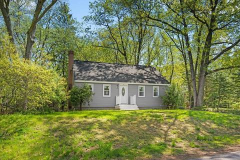 2 Windmill Dr, Maynard, MA 01754 photo 1