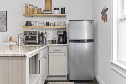98 Walnut St, Framingham, MA 01702 photo 22