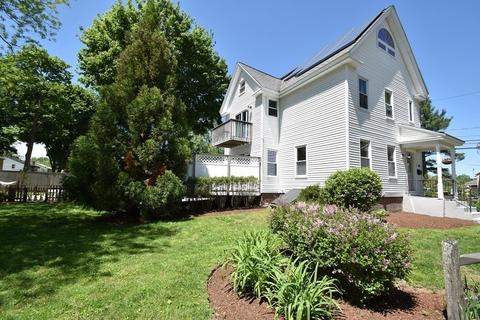 98 Walnut St, Framingham, MA 01702 photo 2