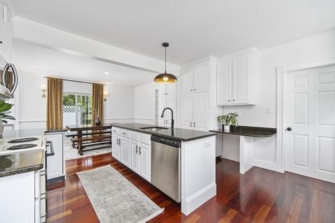 98 Walnut St, Framingham, MA 01702 photo 7