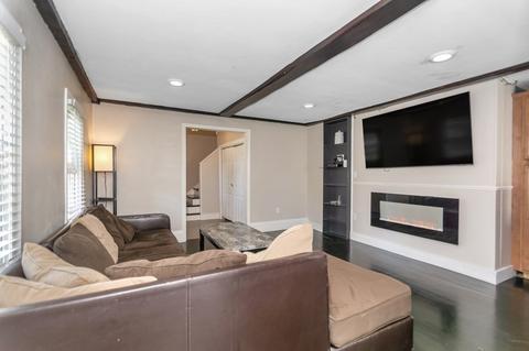 77 Wakefield St #A, Reading, MA 01867 photo 3