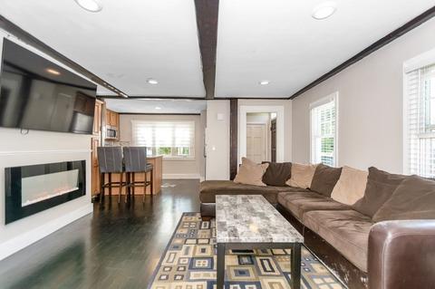 77 Wakefield St #A, Reading, MA 01867 photo 2