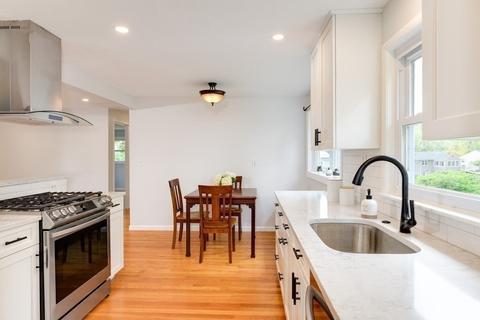 175 Edgewater Dr, Framingham, MA 01702 photo 6