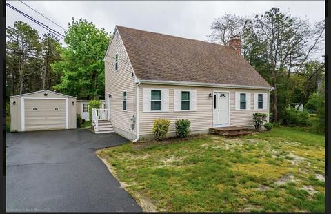 297 Charge Pond Rd, Wareham, MA 02571 photo 2