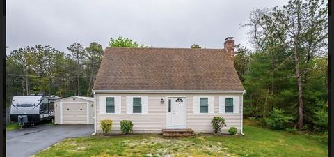 297 Charge Pond Rd, Wareham, MA 02571 photo 1