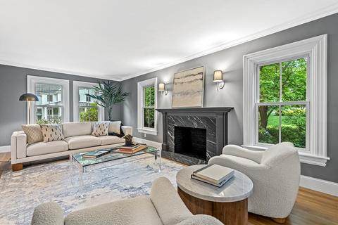 65 Crest Rd, Wellesley, MA 02482 photo 5