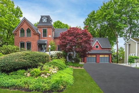 65 Crest Rd, Wellesley, MA 02482 photo 2