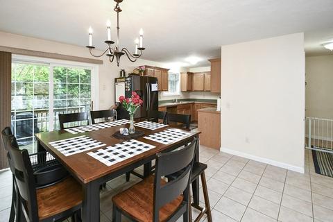 26 Creston St, Worcester, MA 01604 photo 9