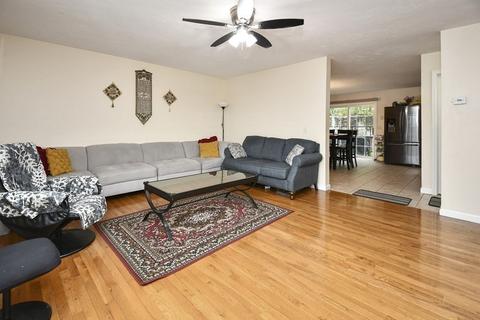26 Creston St, Worcester, MA 01604 photo 4