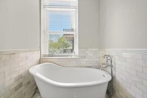 232 Summit Ave #A3, Brookline, MA 02446 photo 18