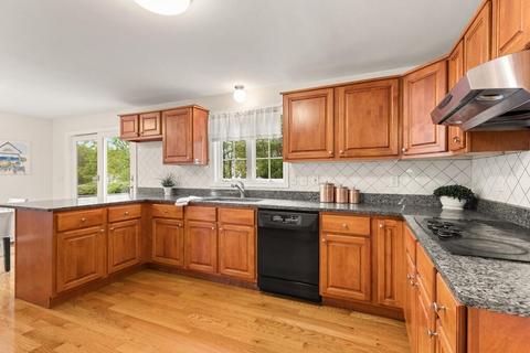 34 Sarah Dr, Worcester, MA 01607 photo 7
