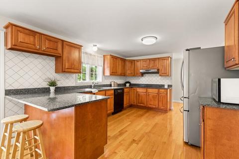 34 Sarah Dr, Worcester, MA 01607 photo 8