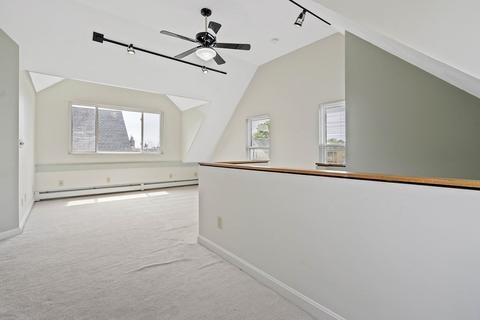 25 Brimblecom St, Lynn, MA 01902 photo 5
