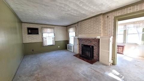 45 Ralph St, Springfield, MA 01109 photo 7