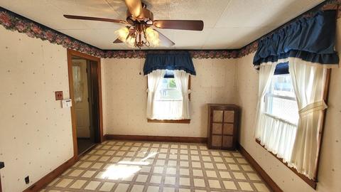 45 Ralph St, Springfield, MA 01109 photo 6