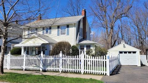 45 Ralph St, Springfield, MA 01109 photo 1