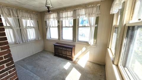 45 Ralph St, Springfield, MA 01109 photo 9