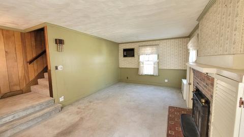 45 Ralph St, Springfield, MA 01109 photo 8