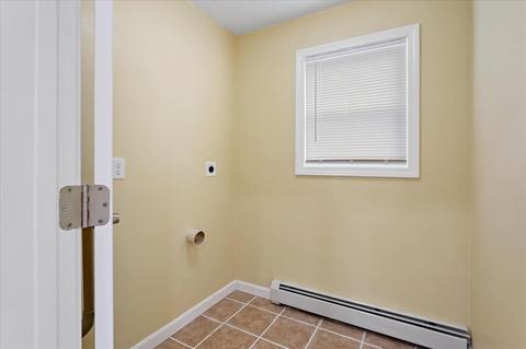 2 Goddard St, Webster, MA 01570 photo 6