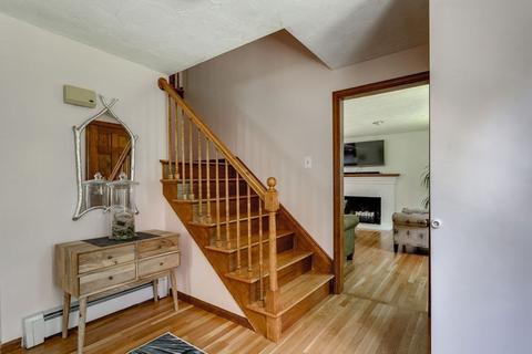 286 Westboro Rd, Upton, MA 01568 photo 6