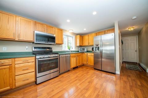 4 Maud Palmer Dr, Wareham, MA 02571 photo 13