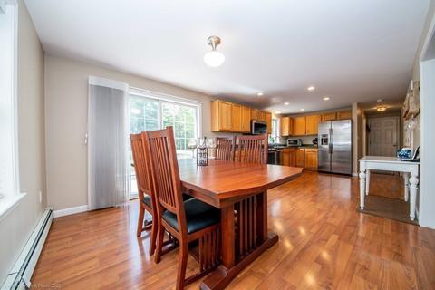 4 Maud Palmer Dr, Wareham, MA 02571 photo 16