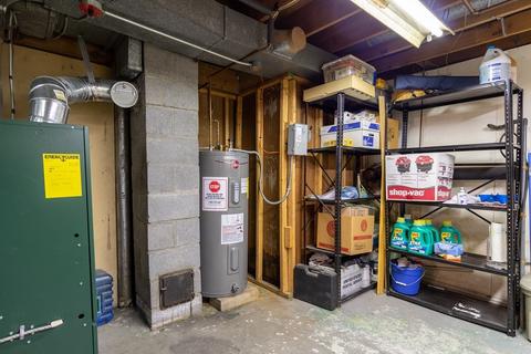 1044 Spencer St, Fall River, MA 02721 photo 16