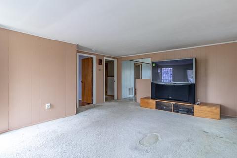 1044 Spencer St, Fall River, MA 02721 photo 13