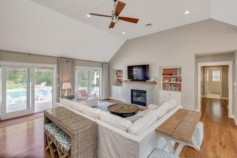 36 Bayshore Dr, Mashpee, MA 02649 photo 11