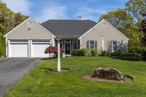 36 Bayshore Dr, Mashpee, MA 02649 photo 1