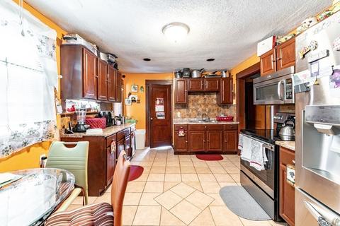 123 Wilber St, Springfield, MA 01104 photo 11