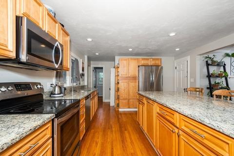 24 Zenith Dr, Worcester, MA 01602 photo 12