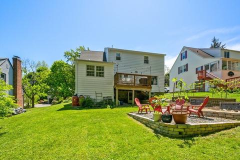 24 Zenith Dr, Worcester, MA 01602 photo 2