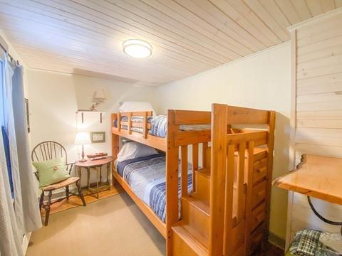 137 River Rd, Monroe, MA 01350 photo 25