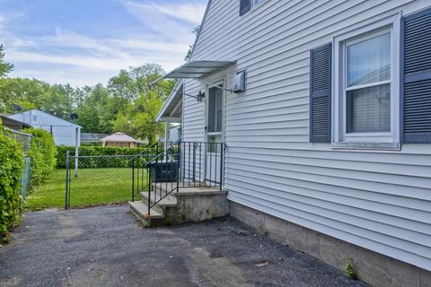 91 Fargo St, Springfield, MA 01109 photo 4