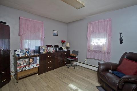 91 Fargo St, Springfield, MA 01109 photo 18